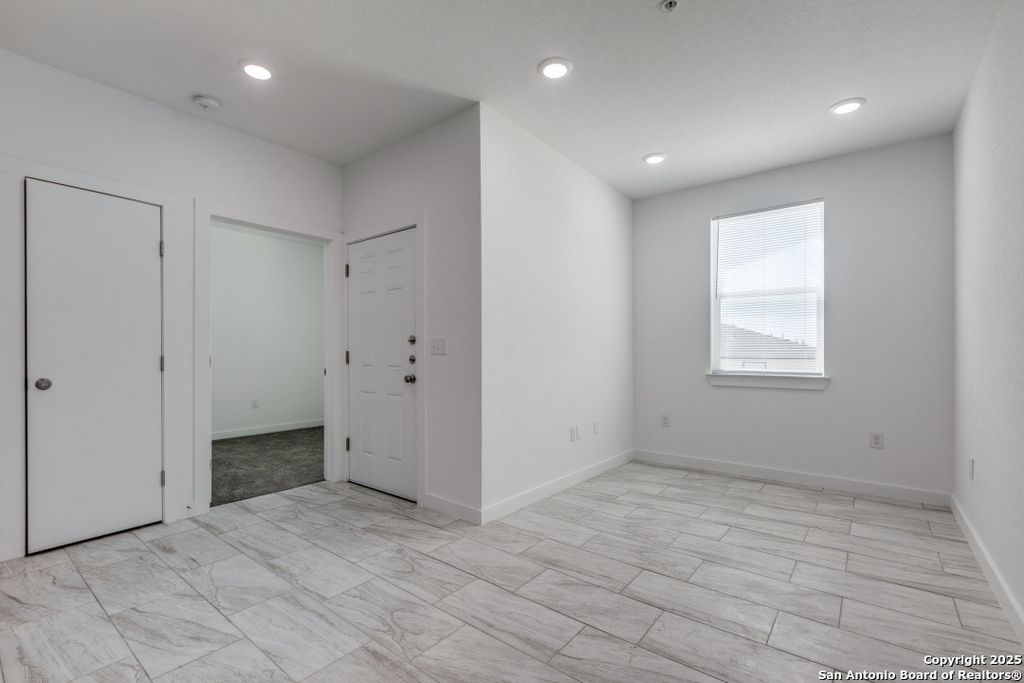 Photo of 5415 Ingram Rd 1102 #1102, San Antonio, TX 78228 (MLS # 1863887)