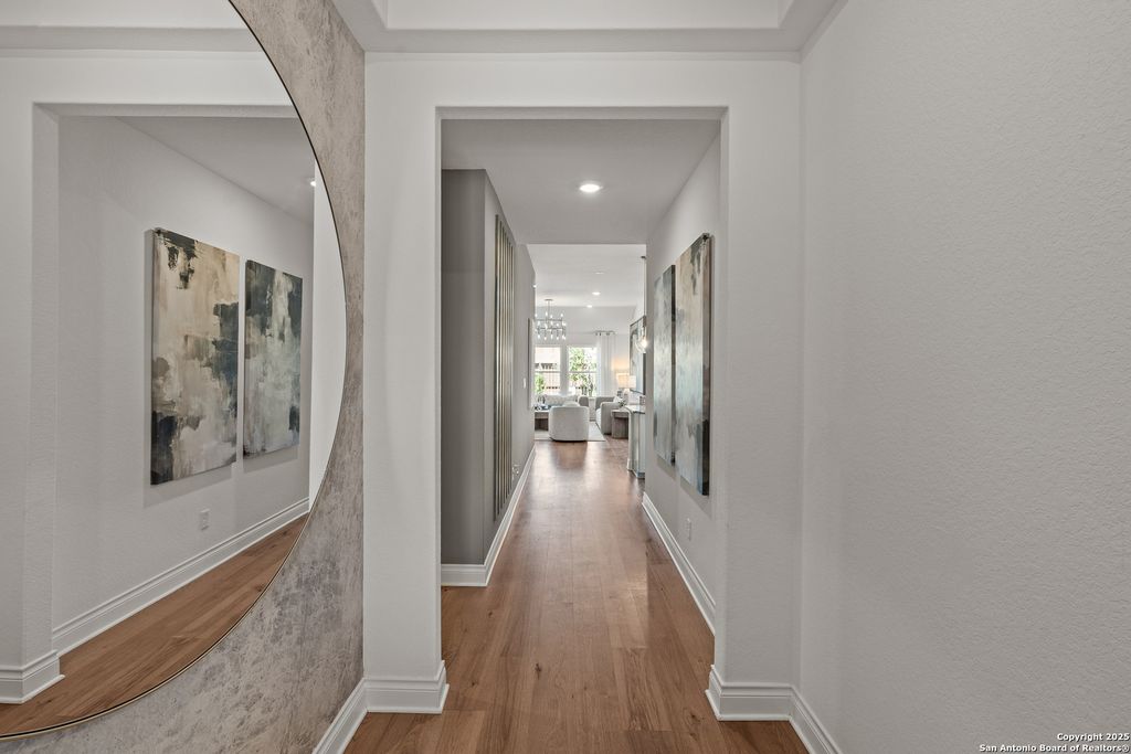 Photo of 113 Farming Grove, San Antonio, TX 78006 (MLS # 1924479)