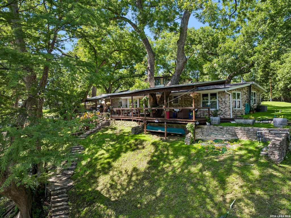Photo of 1520 Rocky River, Canyon Lake, TX 78133 (MLS # 1947863)