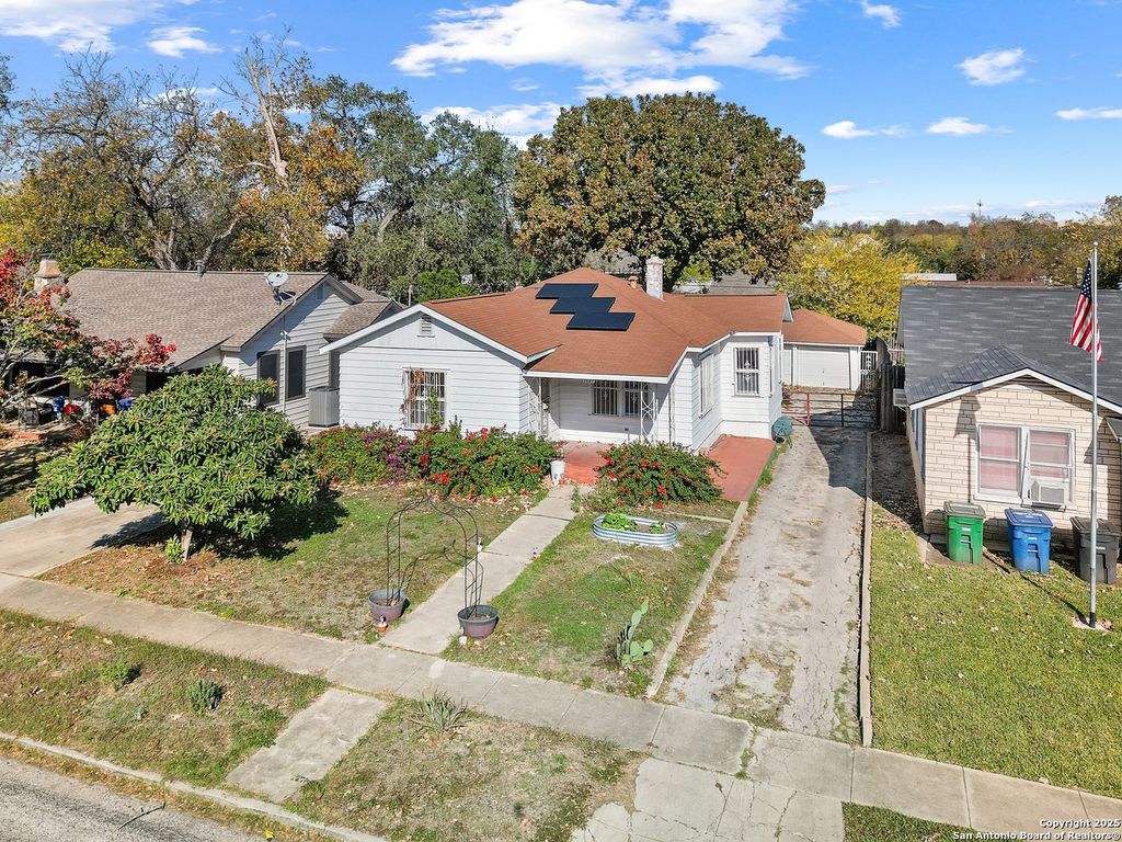 Photo of 1627 Schley, San Antonio, TX 78210 (MLS # 1916018)