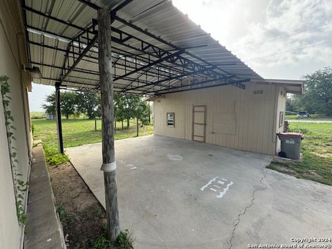 A home in Floresville