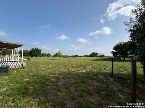 A home in Floresville