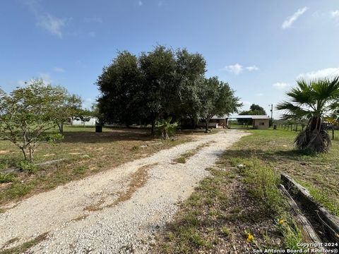 A home in Floresville