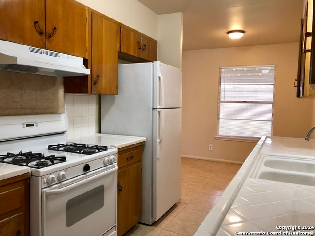 Photo of 2738 NACOGDOCHES RD, San Antonio, TX 78217 (MLS # 1913991)