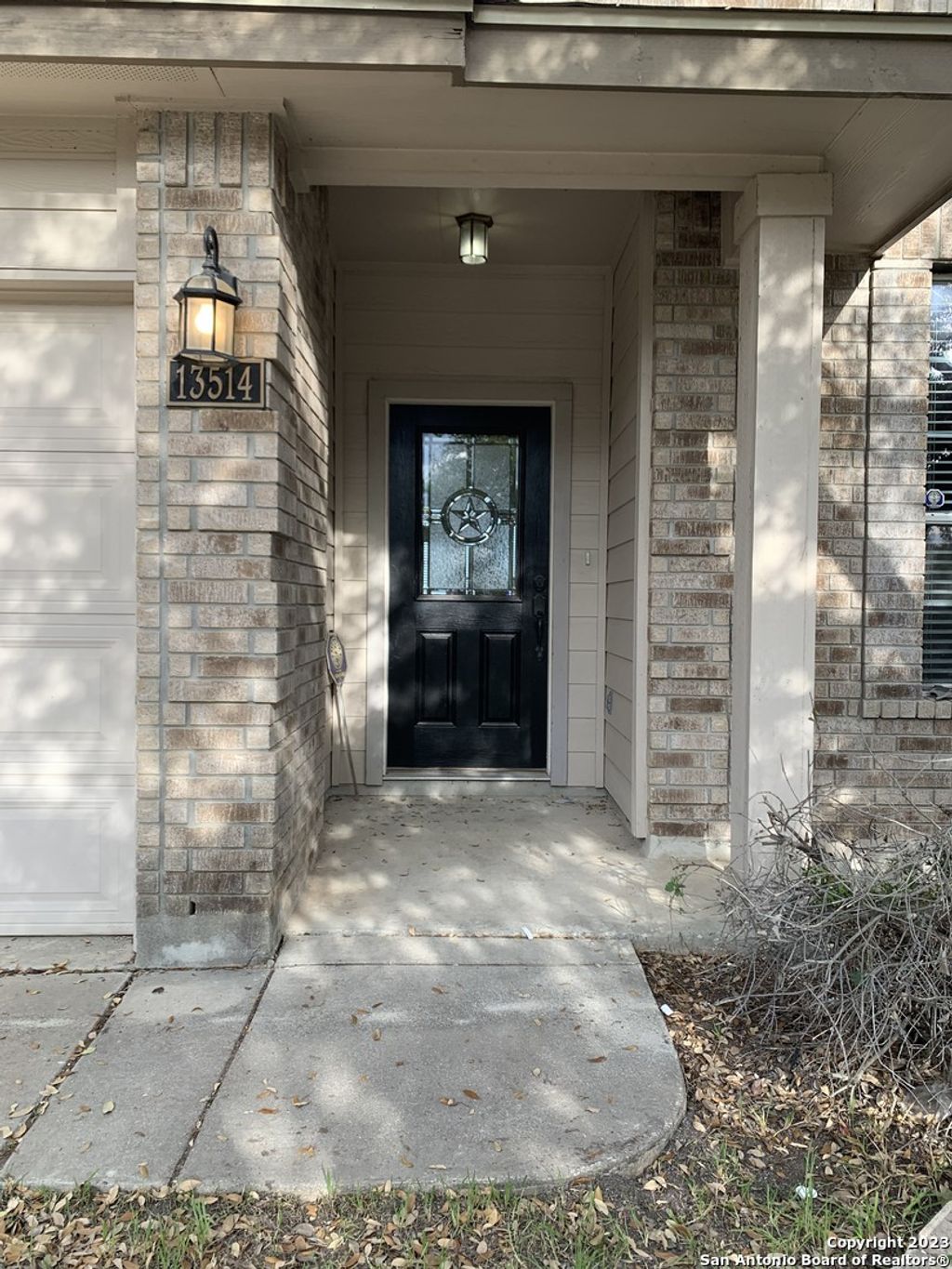 Photo of 13514 Riverbank Pass, Helotes, TX 78023 (MLS # 1912759)