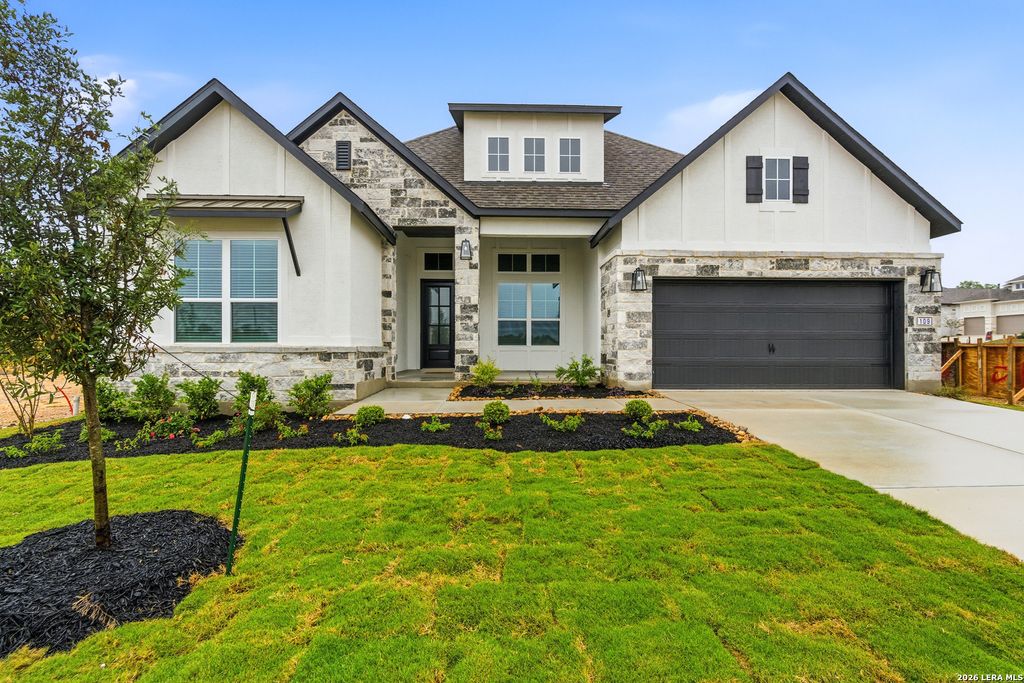 Photo of 109 La Jara, Boerne, TX 78006 (MLS # 1949322)