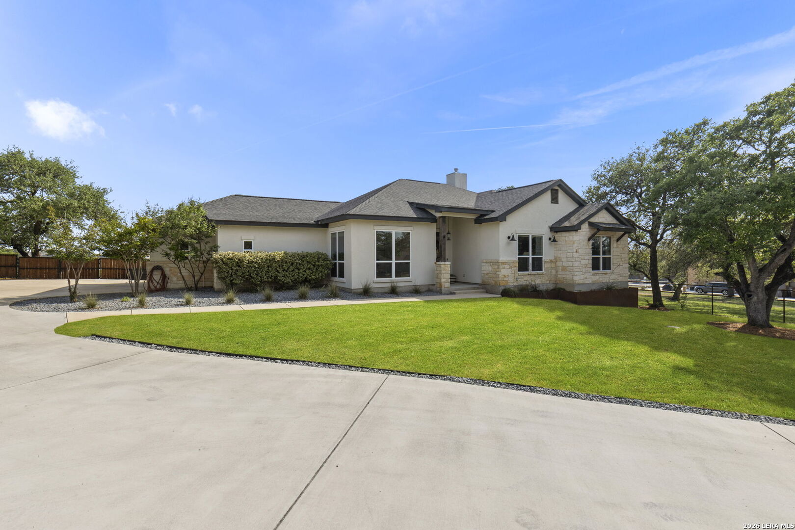 1422 Ledgebrook St.
