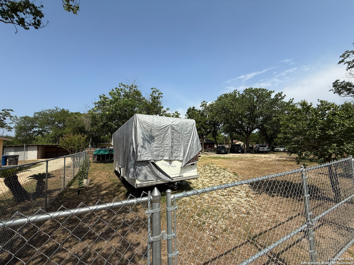 710 W Baetz BLVD 1
