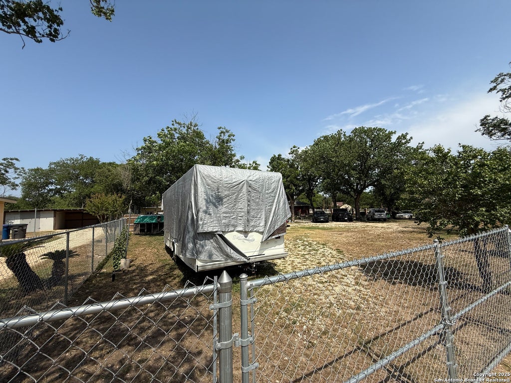 Photo of 710 W Baetz BLVD 1, San Antonio, TX 78221 (MLS # 1893765)