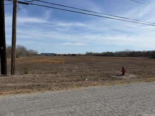 BURLESON ST, GEORGE WEST, TX 78022 - Image a57e608ebe00a71b52bc5b17ac0ed296/4114474381