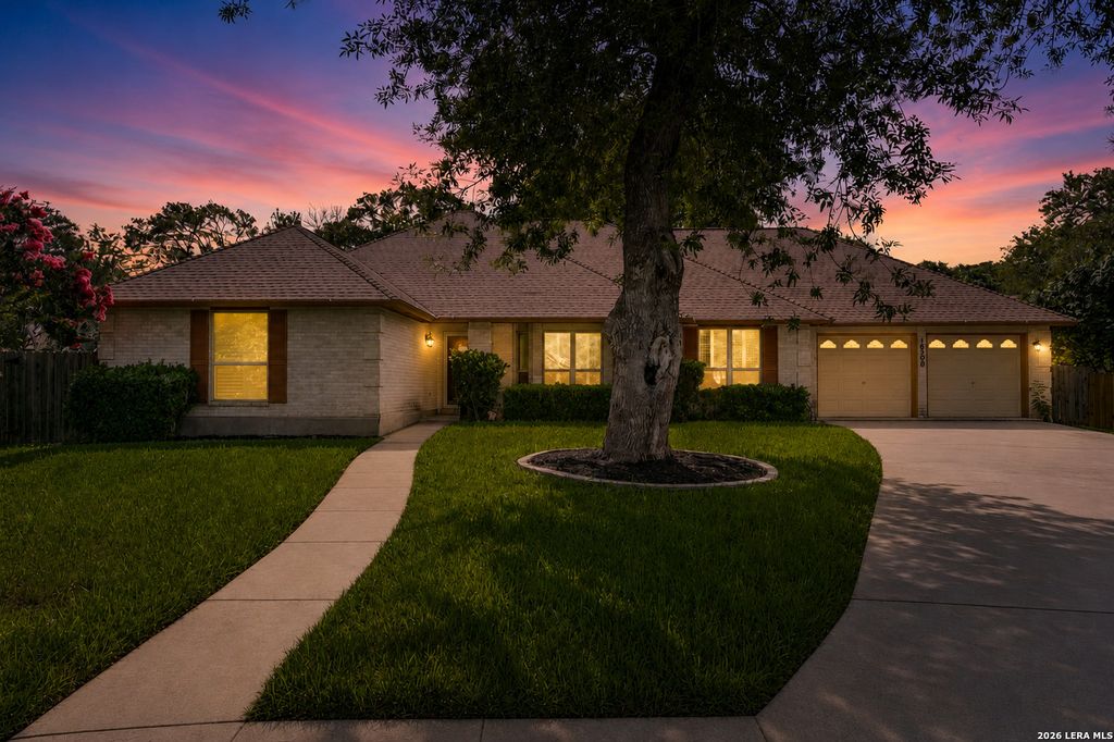 Photo of 16200 Silver Spur, San Antonio, TX 78232 (MLS # 1964410)