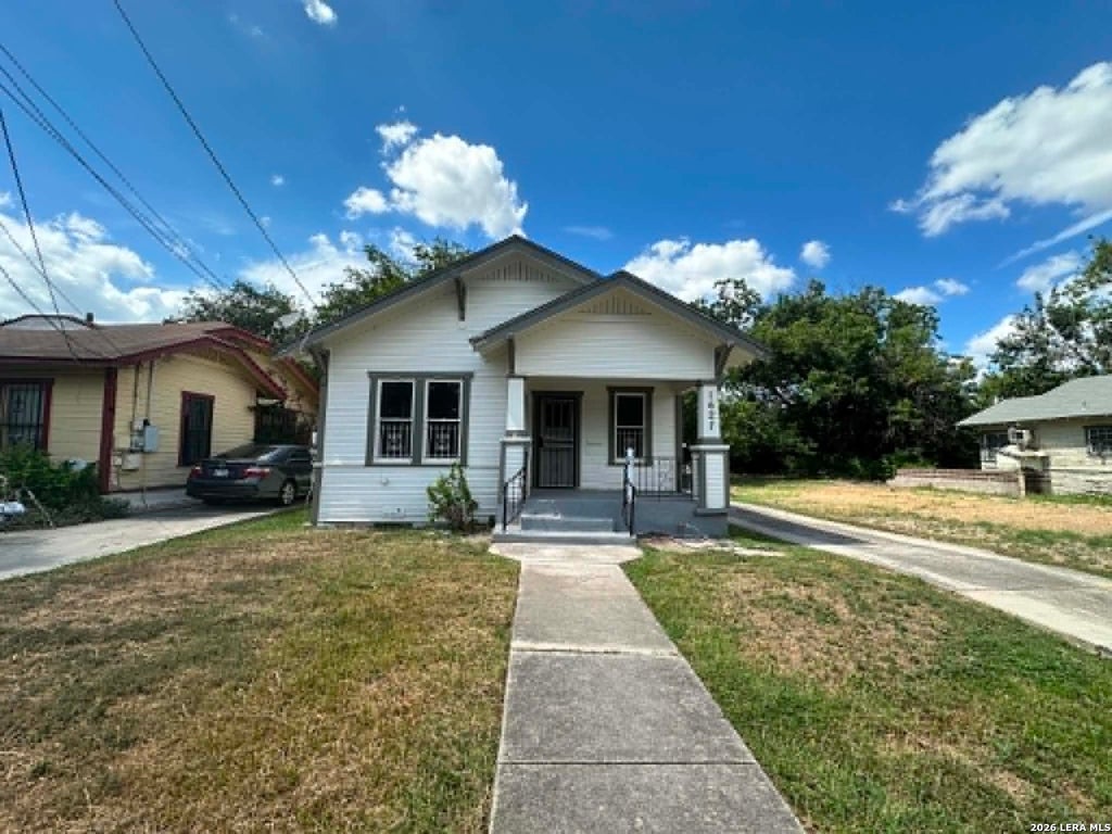 Photo of 1627 NOLAN ST, San Antonio, TX 78202 (MLS # 2020590)