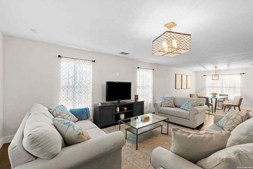 Photo of 11036 Kimes Park Dr, San Antonio, TX 78249 (MLS # 1954463)