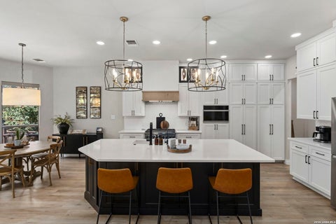 Photo of 203 CAVAYO TRL, Helotes, TX 78023 (MLS # 2010839)
