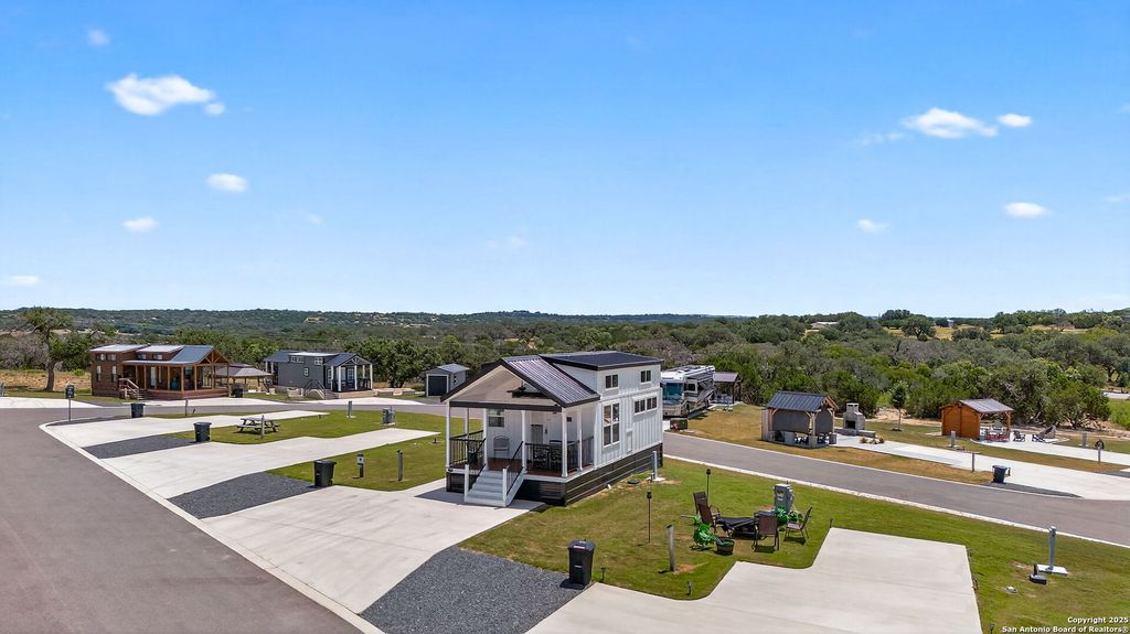 Photo of 5386 Ranch Road 1376 #19, Fredericksburg, TX 78624 (MLS # 1892785)