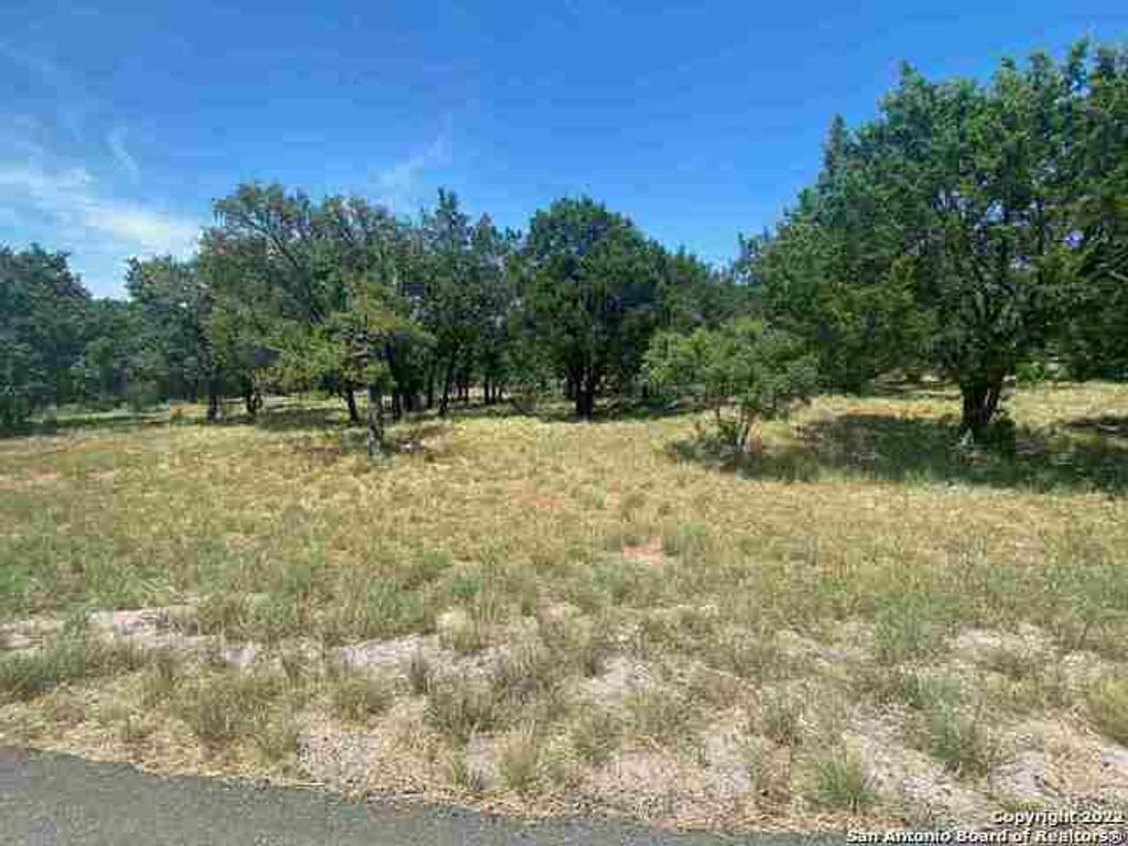 Photo of 22136 LOST DUTCHMAN, Horseshoe Bay, TX 78657 (MLS # 1878164)