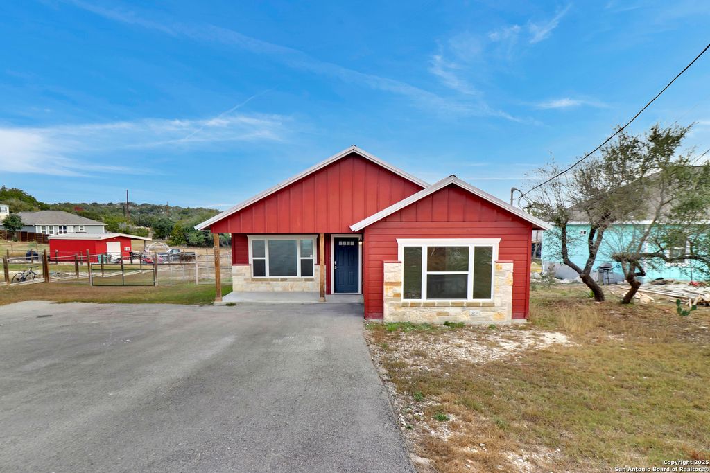 Photo of 2720 golf, Spring Branch, TX 78070 (MLS # 1930176)