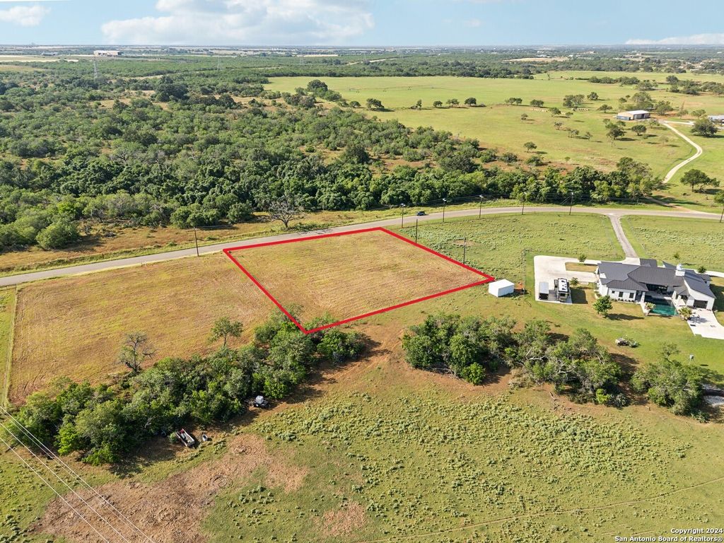 Photo of 573 COUNTY ROAD 405, Floresville, TX 78114 (MLS # 1925634)