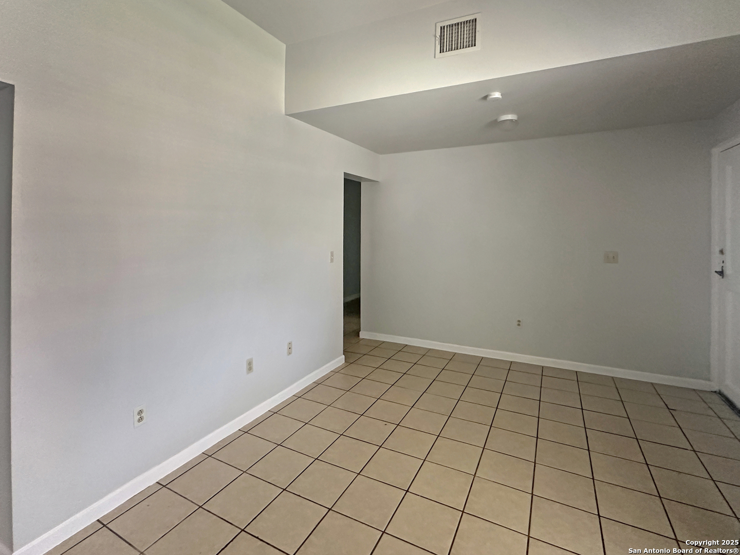 702 S Gevers 1