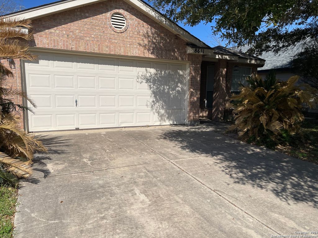 Photo of 8611 RITA LEON, San Antonio, TX 78250 (MLS # 1907373)