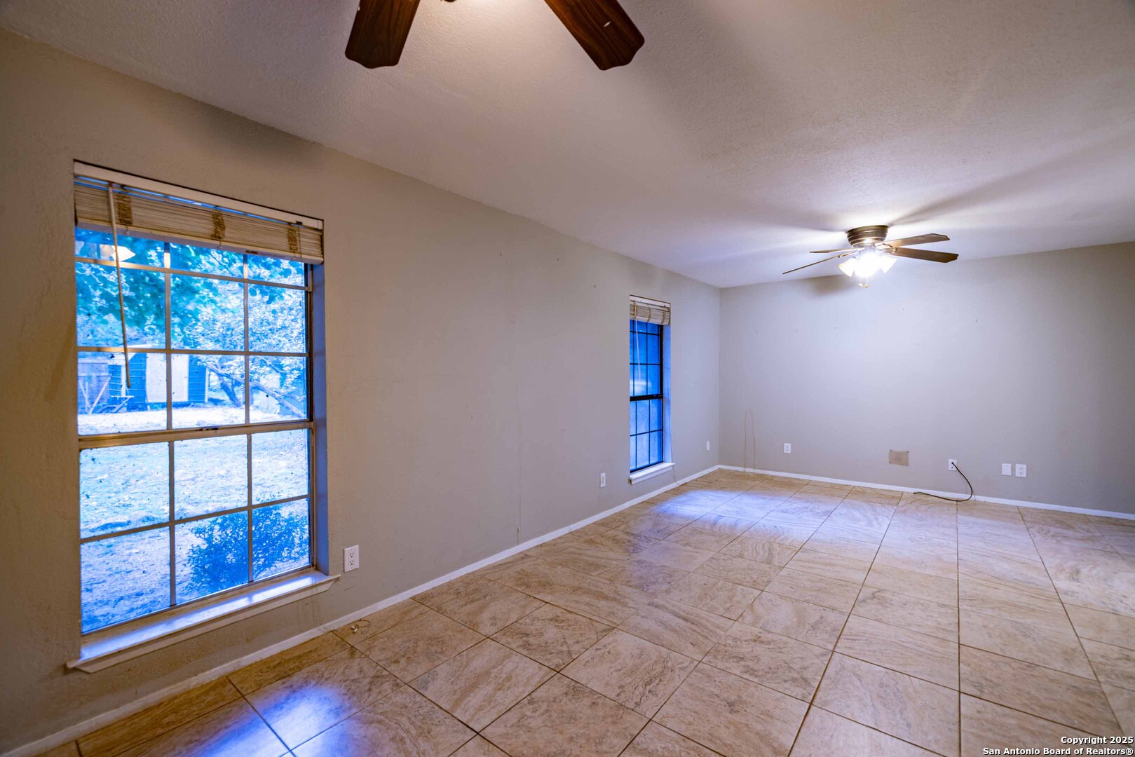 121 Dresden Wood Dr