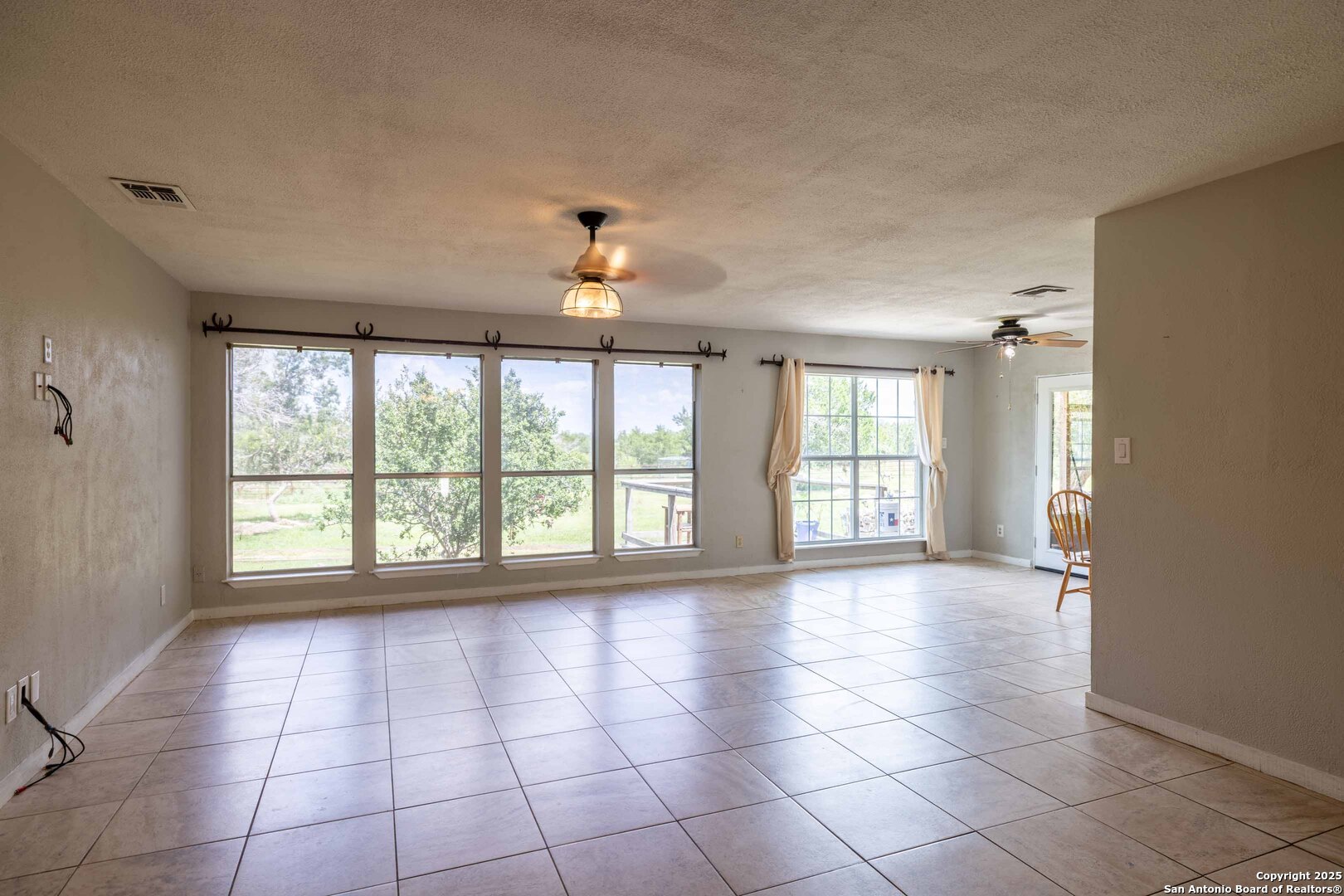 121 Dresden Wood Dr