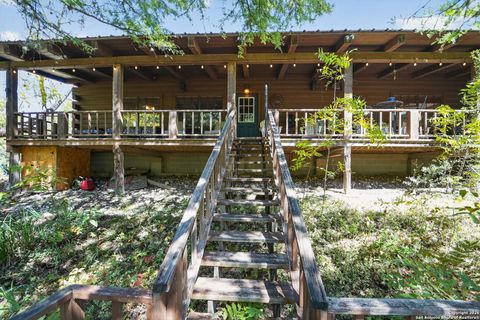 648 Bluff Creek Leakey TX 78873