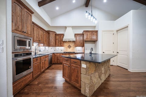 Tiny photo for 924 GRUENE SPG, New Braunfels, TX 78130 (MLS # 1969158)