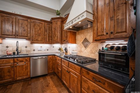 Tiny photo for 924 GRUENE SPG, New Braunfels, TX 78130 (MLS # 1969158)