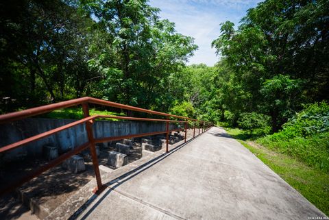Tiny photo for 924 GRUENE SPG, New Braunfels, TX 78130 (MLS # 1969158)