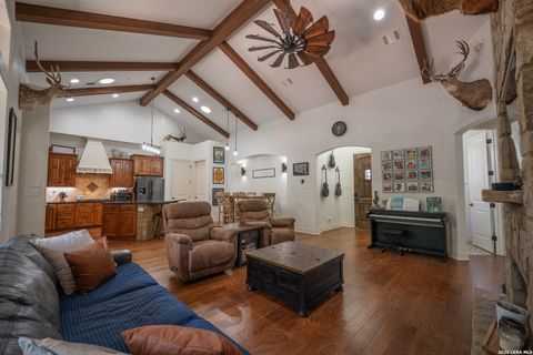 Tiny photo for 924 GRUENE SPG, New Braunfels, TX 78130 (MLS # 1969158)