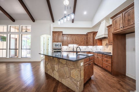 Tiny photo for 924 GRUENE SPG, New Braunfels, TX 78130 (MLS # 1969158)