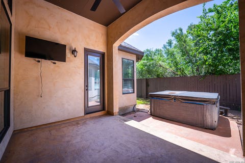 Tiny photo for 924 GRUENE SPG, New Braunfels, TX 78130 (MLS # 1969158)