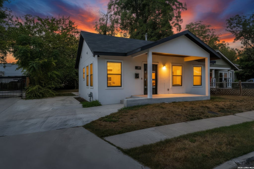Photo of 127 Haynes, San Antonio, TX 78210 (MLS # 2020935)