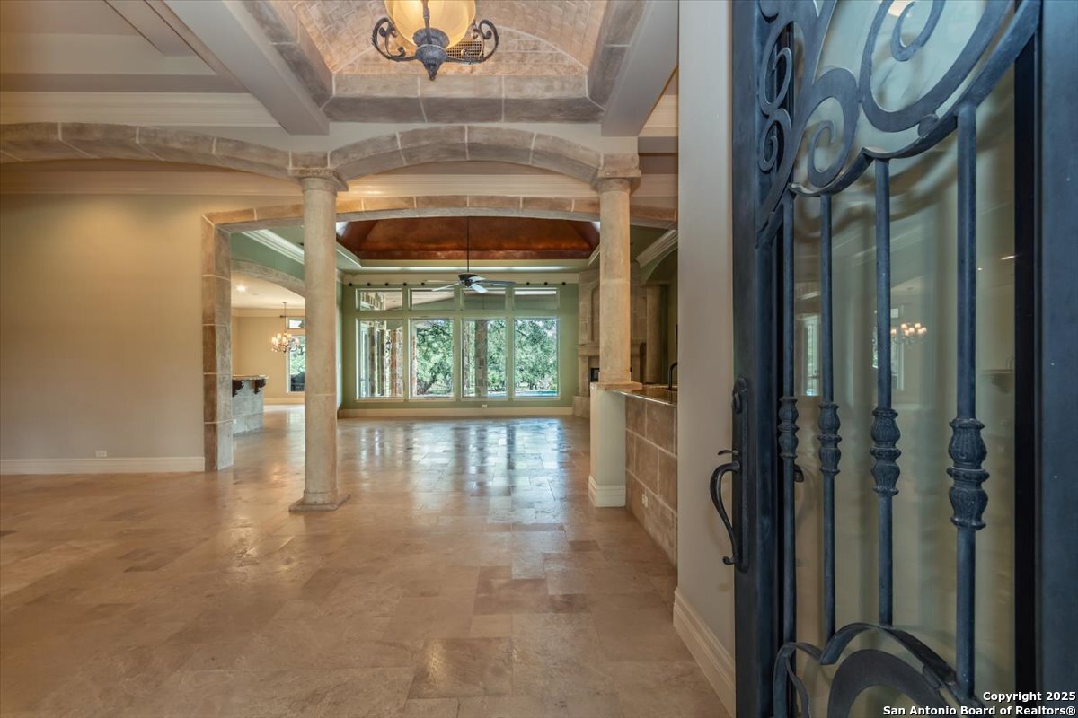 11306 Anaqua Springs