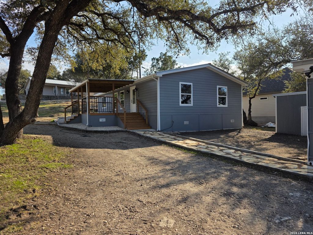 Photo of 1250 Pecan Circle, Canyon Lake, TX 78133 (MLS # 1950979)