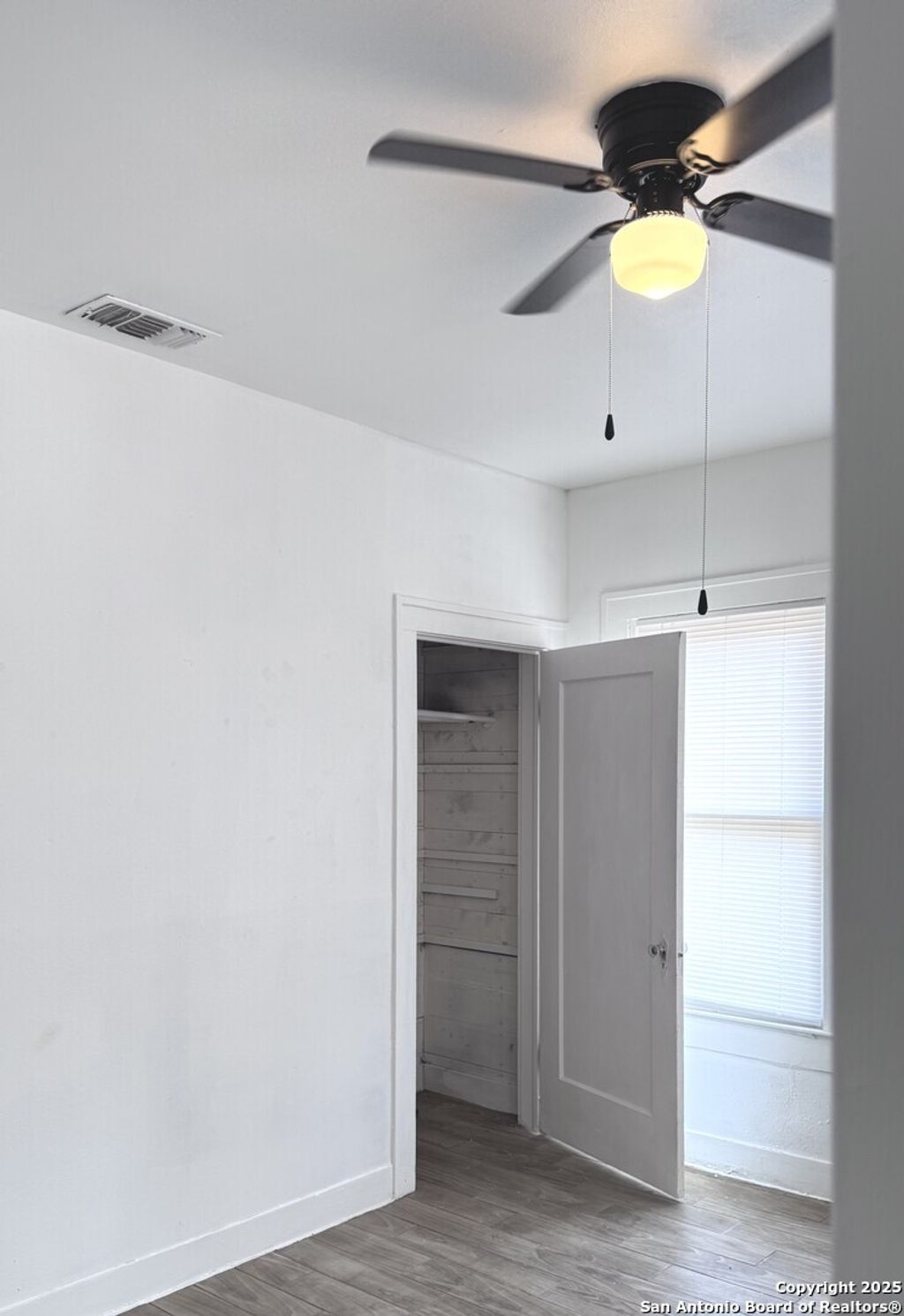 Photo of 1011 AVANT AVE 1 #1, San Antonio, TX 78210 (MLS # 1925035)