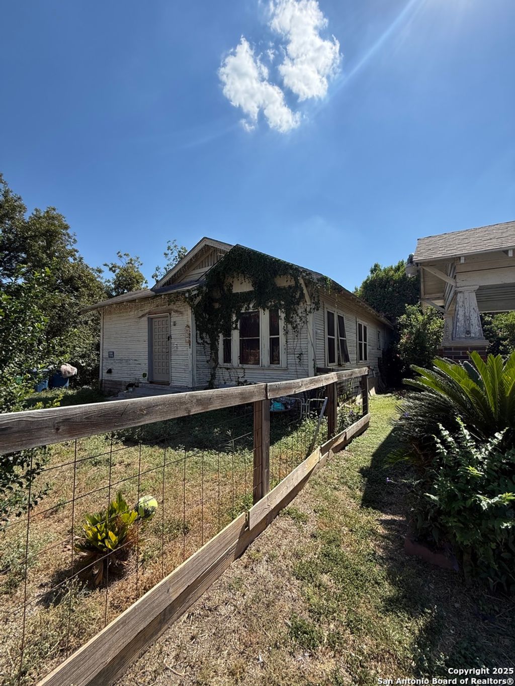 Photo of 1614 Virginia, San Antonio, TX 78203 (MLS # 1915664)