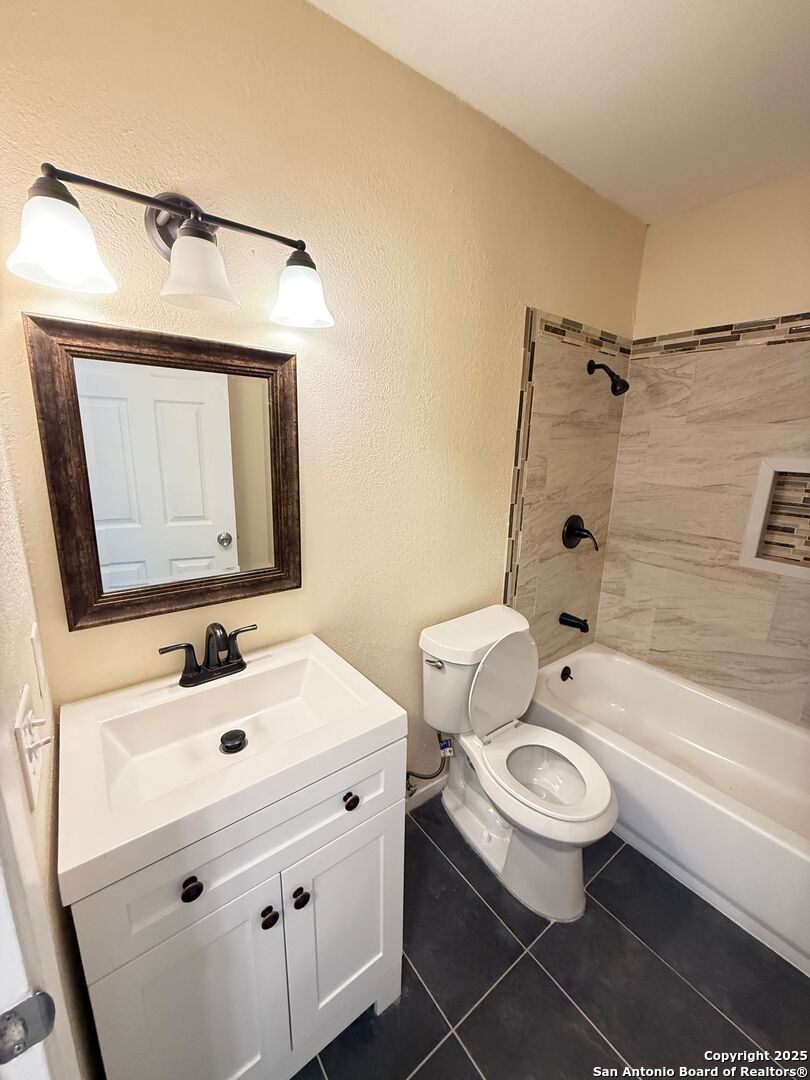 Kirby, Texas 78219, United States, 3 Bedrooms Bedrooms, ,2 BathroomsBathrooms,Residential,Active,153898