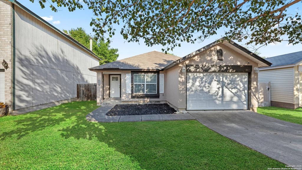 Photo of 8314 Morning Grove, Converse, TX 78109 (MLS # 1916000)