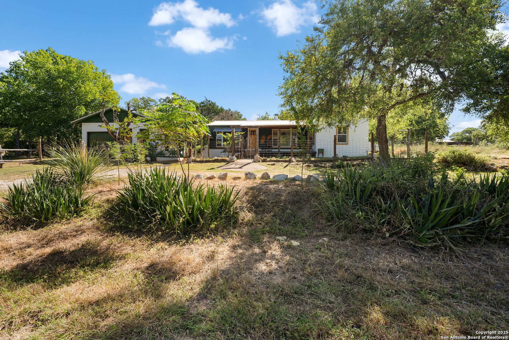 342 Cherokee Dr