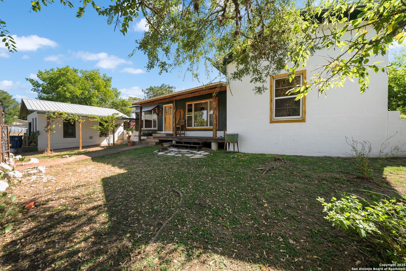 342 Cherokee Dr