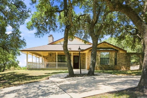 Photo of 5691 CIRCLE OAK DR, Bulverde, TX 78163 (MLS # 2014496)