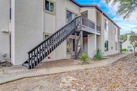 A home in Canyon Lake