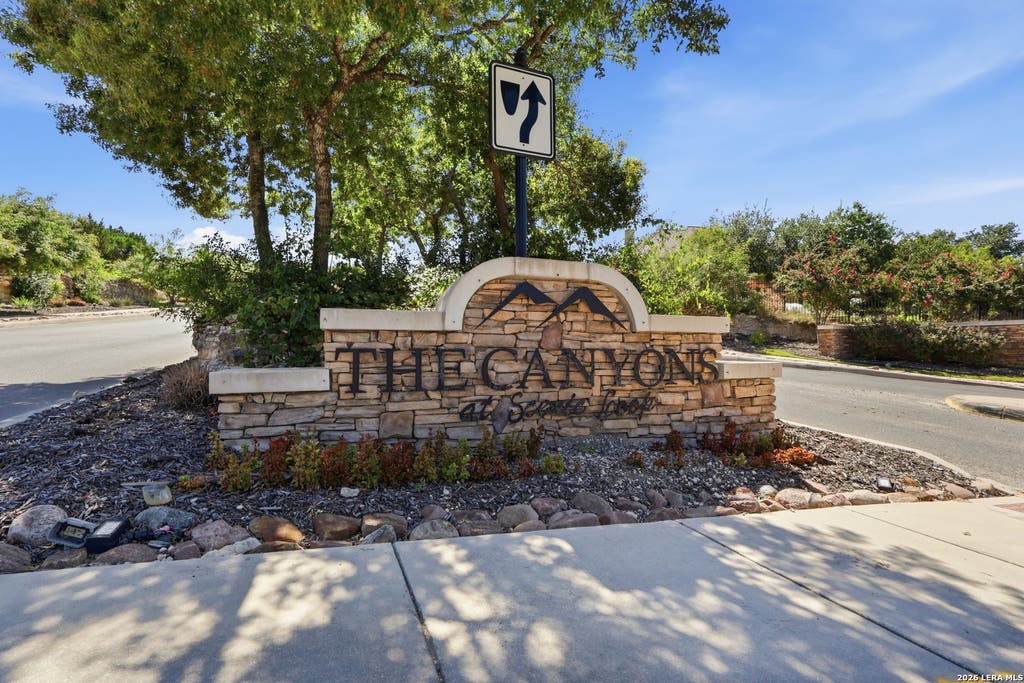 Photo of 10906 Kendall Canyon, San Antonio, TX 78255 (MLS # 2008594)