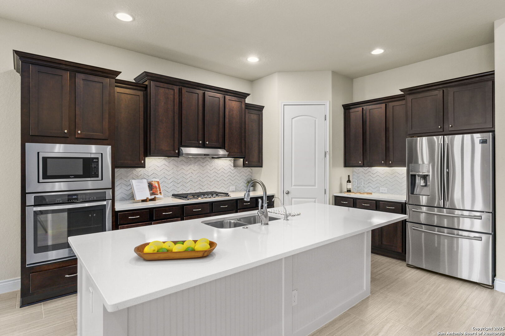 28114 Versant Hills