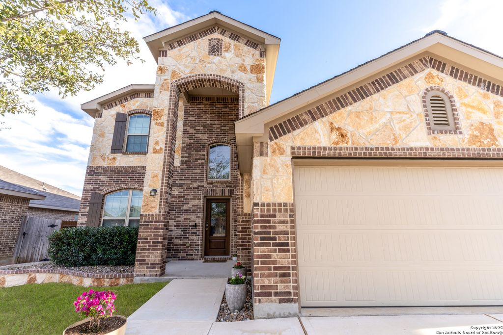 Photo of 5629 Briar, New Braunfels, TX 78132 (MLS # 1926885)