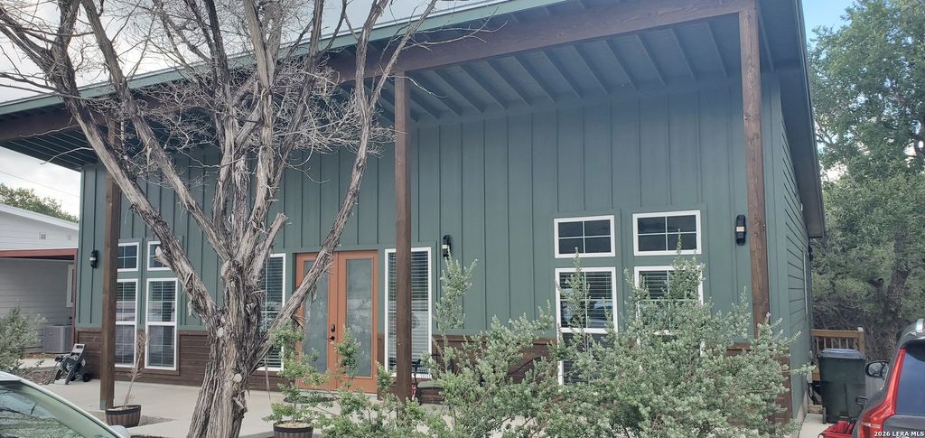 Photo of 407 Lamplight, Spring Branch, TX 78070 (MLS # 1993608)