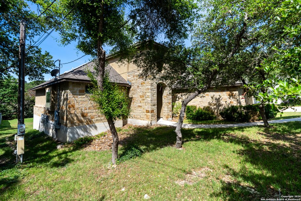 Photo of 25719 Green River Drive, San Antonio, TX 78260 (MLS # 1948986)