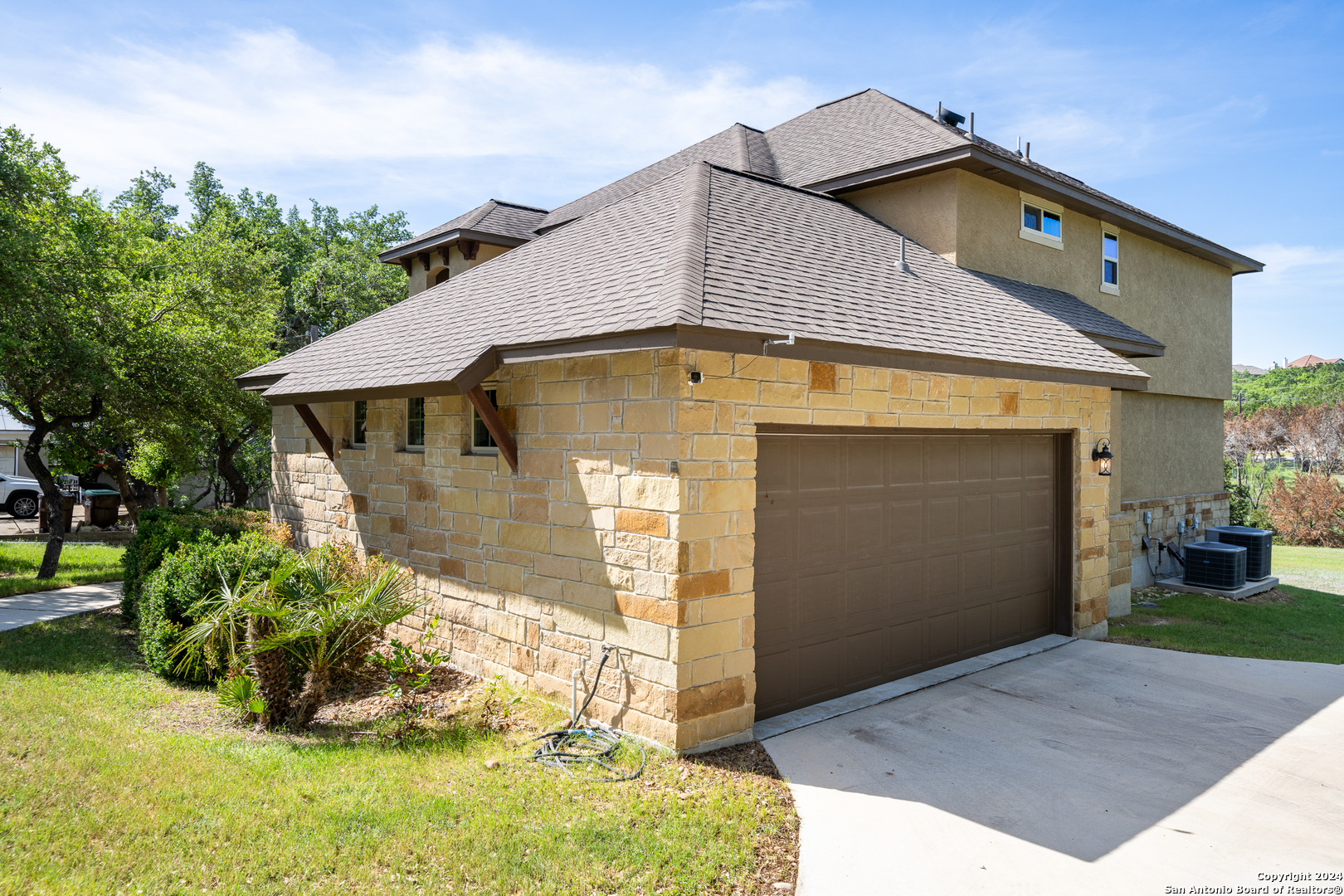 25719 Green River Drive